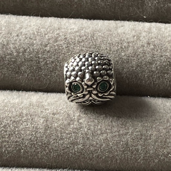 Pandora Silver Owl Charm with Green Eyes - Picture 5 of 7